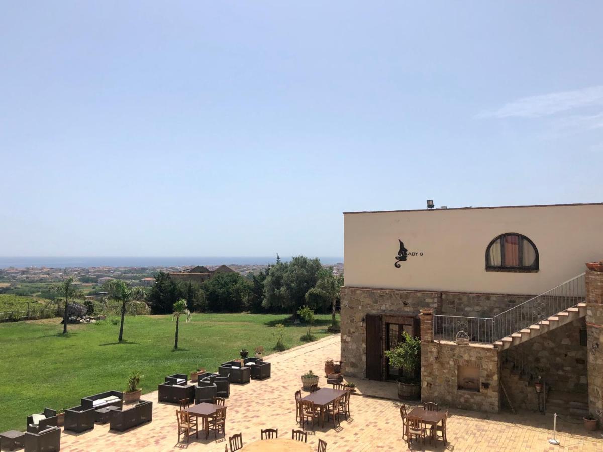 Agriturismo Donna Germana Ciro Marina Exterior photo